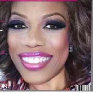 Meet Your Seller💅👛🎀👠🎀